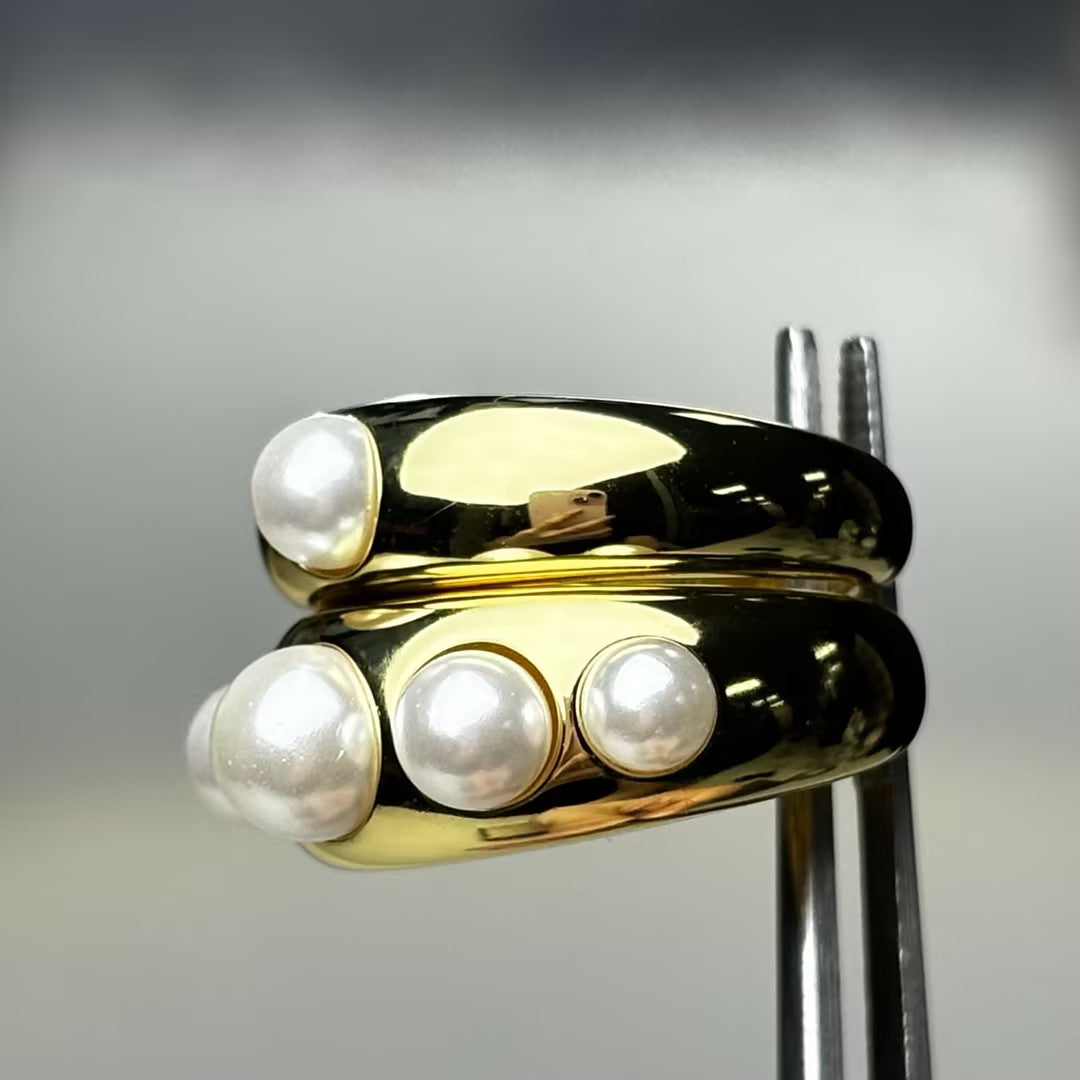 4.0ctw Elegant Pearl Set Ring -JOSHINY