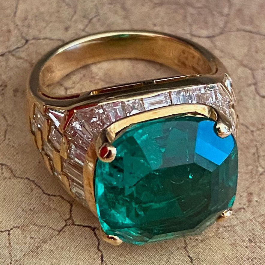 11.52ct Cushion Cut Vintage Emerald Jewellery Ring -JOSHINY