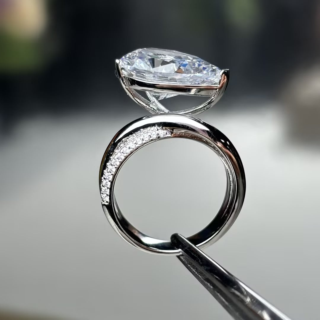 Stylish 6 ctw Pear Cut White Gemstone Elegant Engagement Ring -JOSHINY