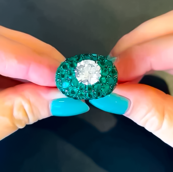 Vintage 8 ctw Round Cut White Gemstone & Emerald Cocktail Ring -JOSHINY