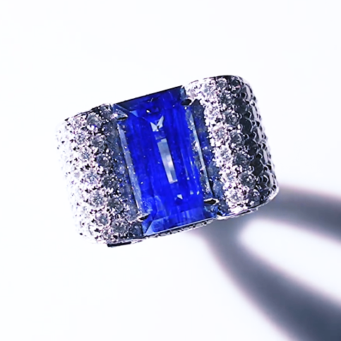 Exquisite 10 ctw Baguette Cut Sapphire Ring -JOSHINY