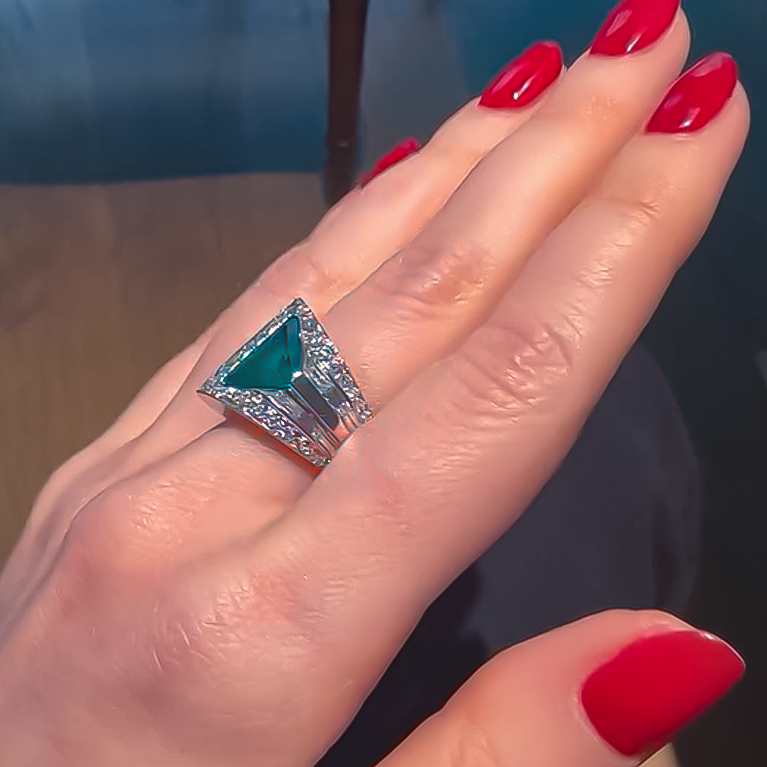 Unique 4 ctw Multi-Cut Emerald Vintage Ring -JOSHINY