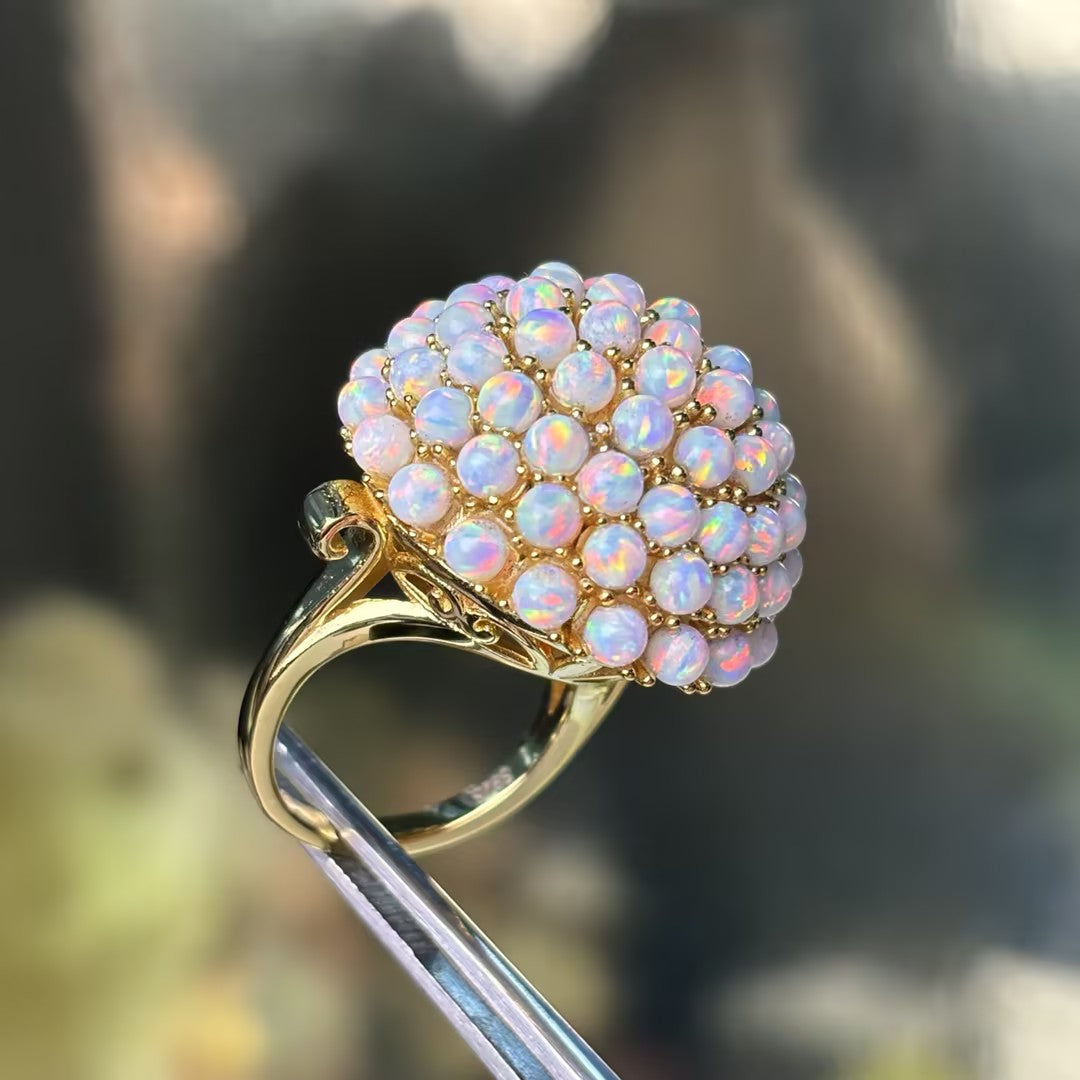 A captivating cabochon opal ring-JOSHINY