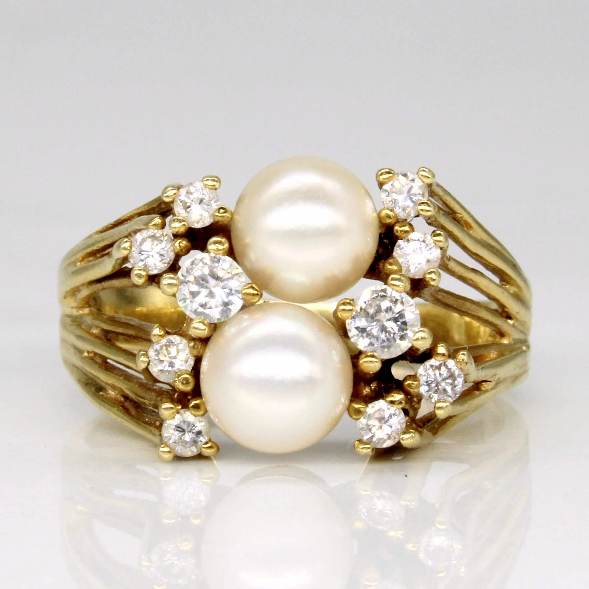 0.31ctw Pearl and Round Cut Gemstone Cocktail Ring -JOSHINY