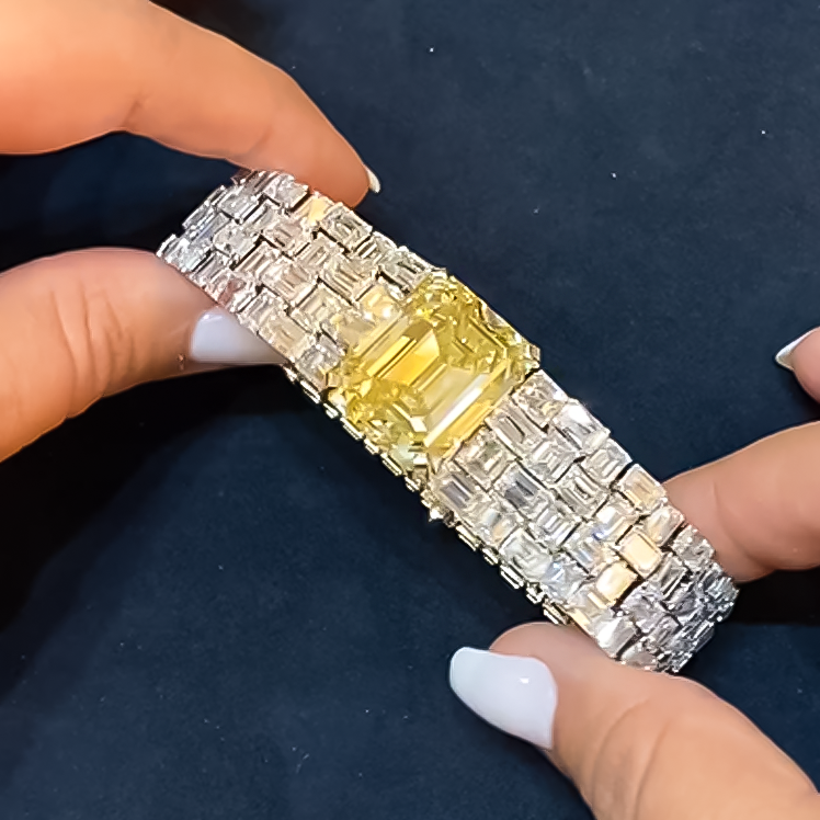 Gorgeous 18 ctw Emerald Cut Yellow & White Stone Full Set Bracelet -JOSHINY