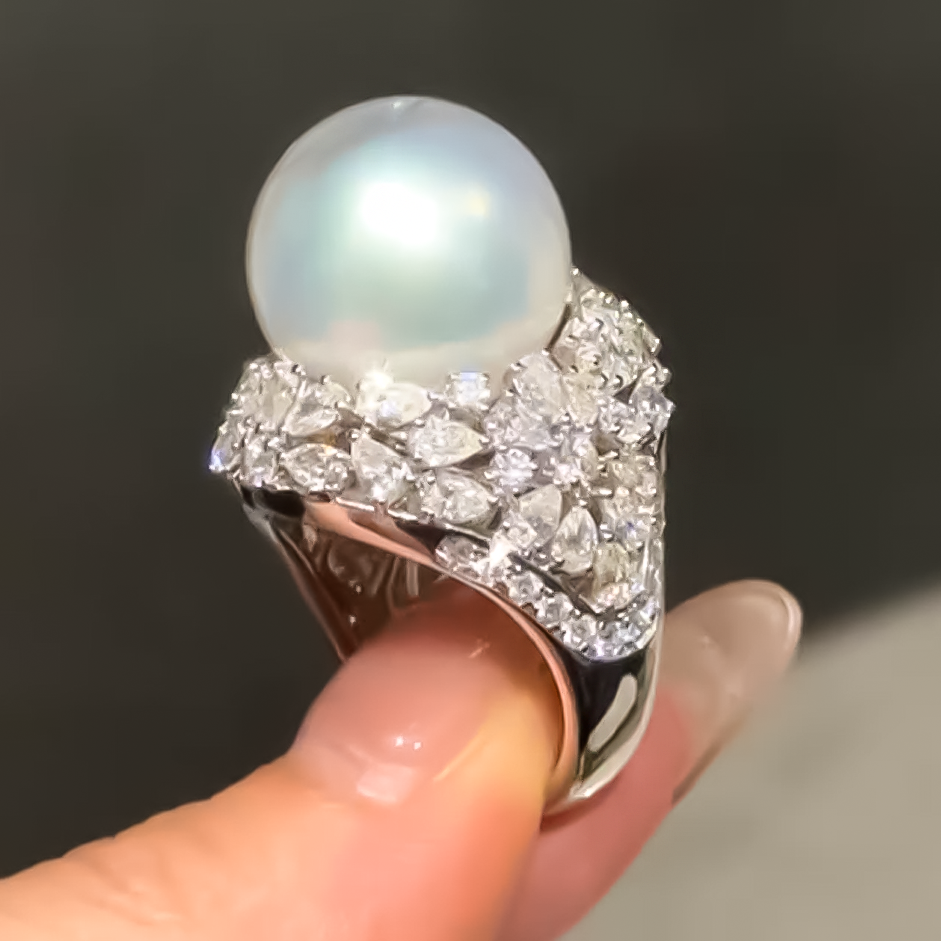 Elegant 4 ctw Multi-Cut White Gemstone & Pearl Ring -JOSHINY