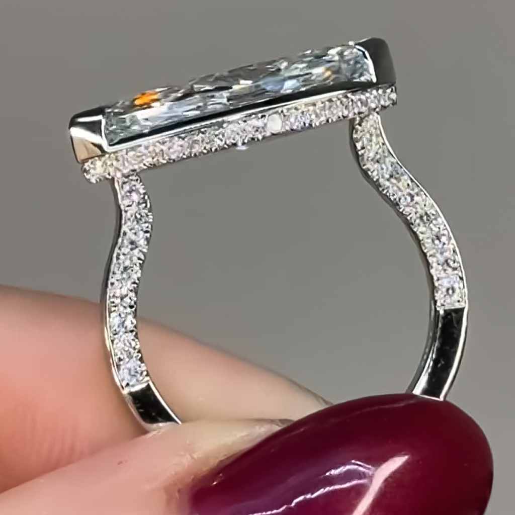 Exquisite 4 ctw Marquise Cut White Gemstone Engagement Ring -JOSHINY