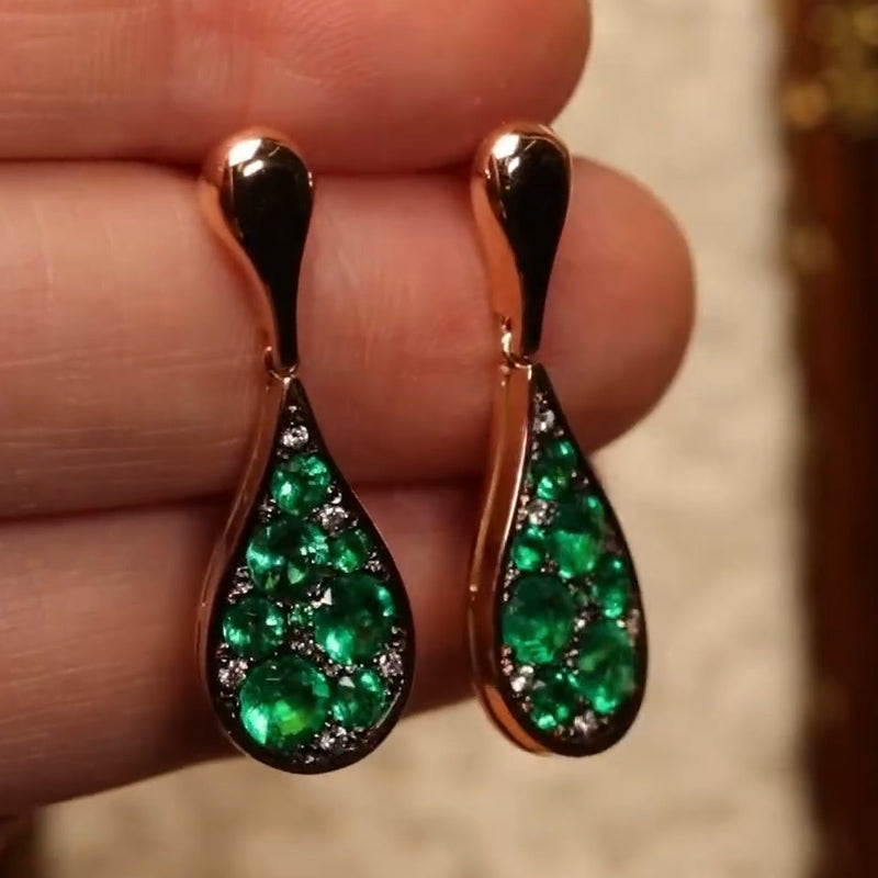 2ctw Vibrant Round Cut Emerald Dangle Earrings -JOSHINY