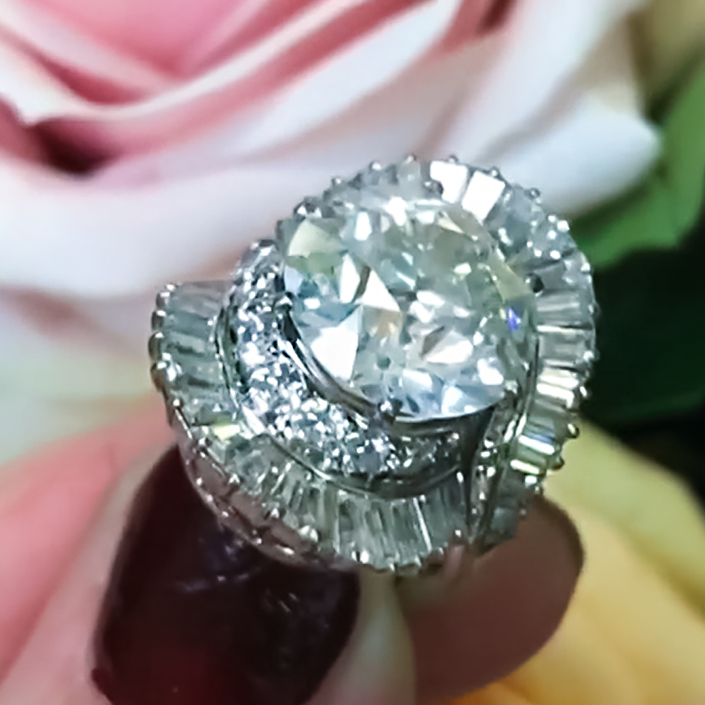 Gorgeous 10 ctw Round Cut White Gemstone Engagement Ring -JOSHINY