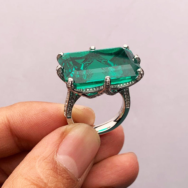 12ct Lab Cultured Emerald Gemstone Ring