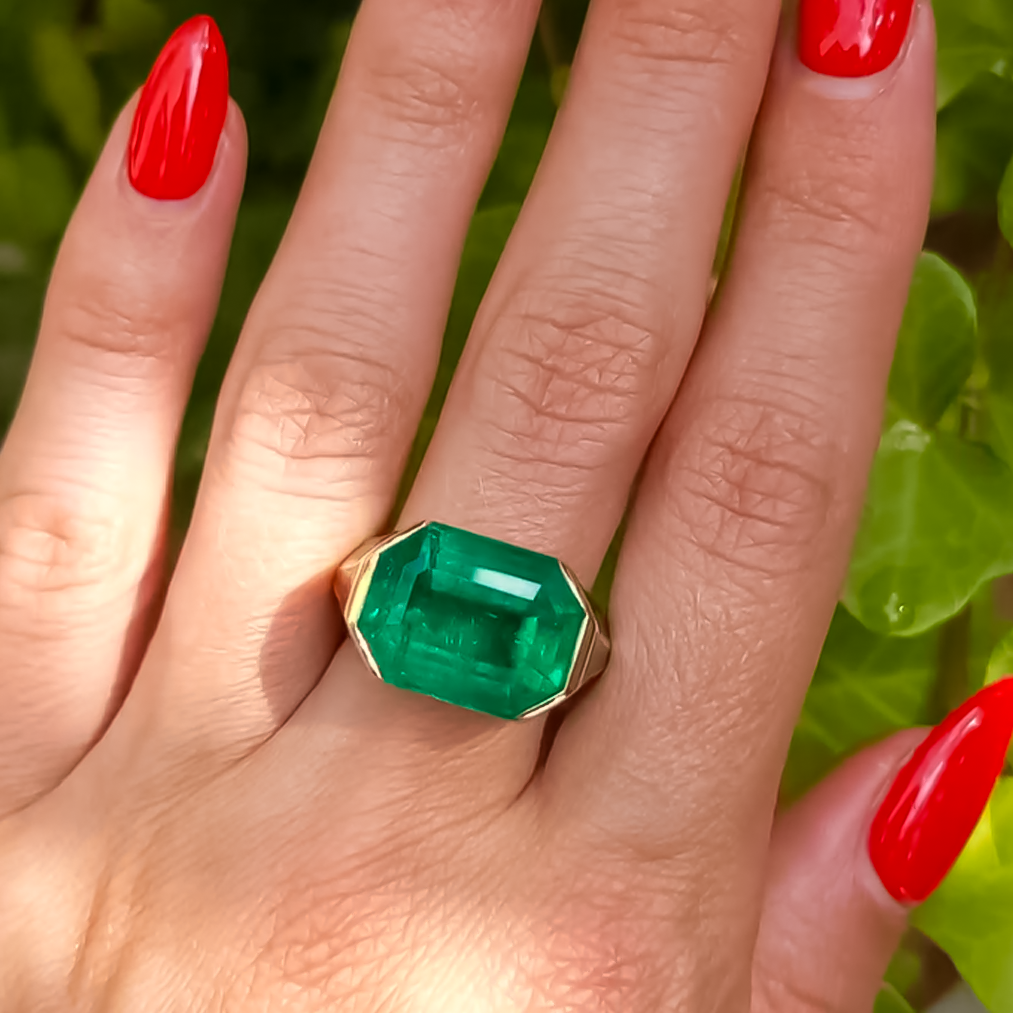 Unique 7 ctw Emerald Cut Emerald Black Enamel Ring -JOSHINY