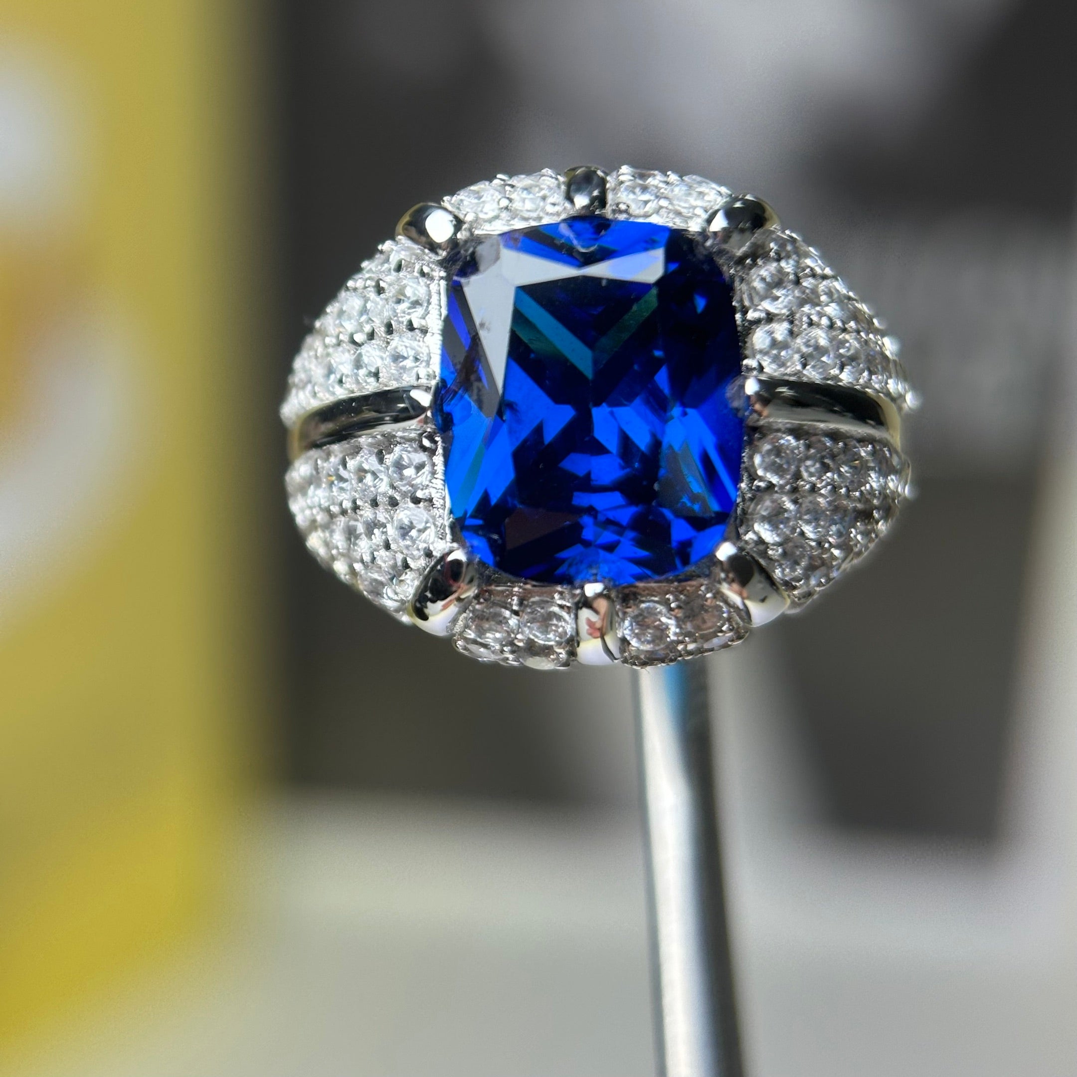 Elegant 8 ctw Emerald Cut Emerald Gemstone & Cushion Cut Sapphire Cocktail Ring -JOSHINY