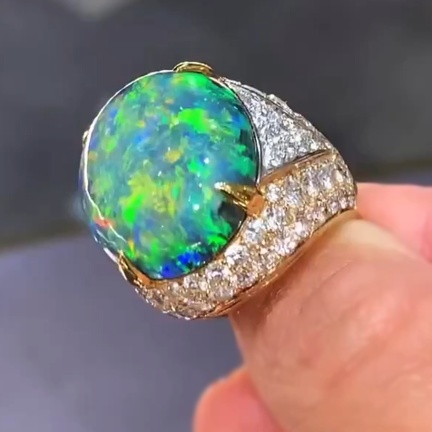 Gorgeous 15 ctw Round Cut White Gemstone & Magnificent Opal Cocktail Ring -JOSHINY