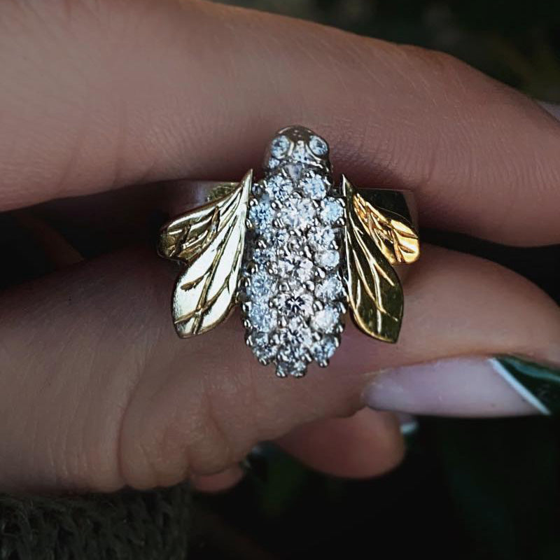 0.85ctw Round Cut Pave Set Two Tone Vintage Bee Ring -JOSHINY