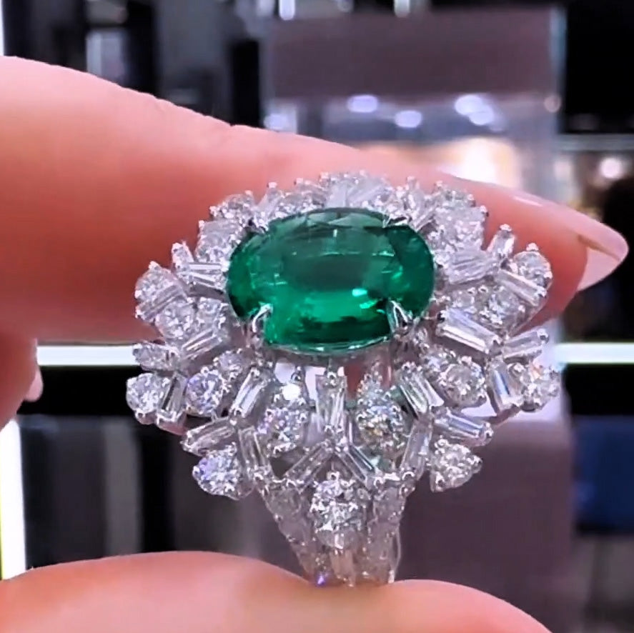 6.0ctw Oval Cut Emerald Snowflake Shape Gemstone Ring -JOSHINY