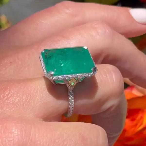 14 ctw Vintage Emerald Ring