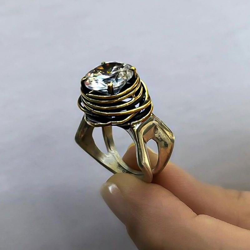 3ct Round Cut Spiral Diamond Ring