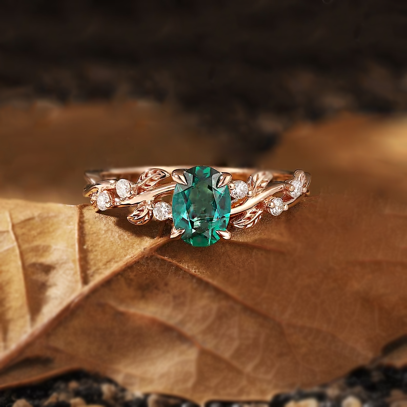 2.5 ctw Oval Cut Emerald Twisting Vine Ring