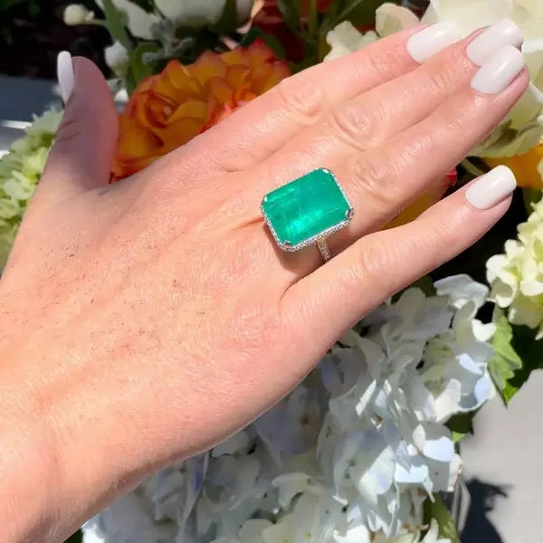 14 ctw Vintage Emerald Ring