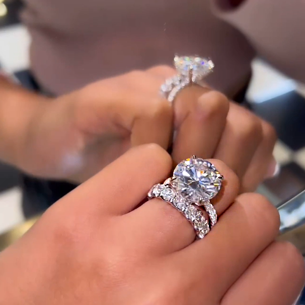 Luxury 10ct Round Cut White Gemstone 2-Piece Engagement Ring Set -JOSHINY