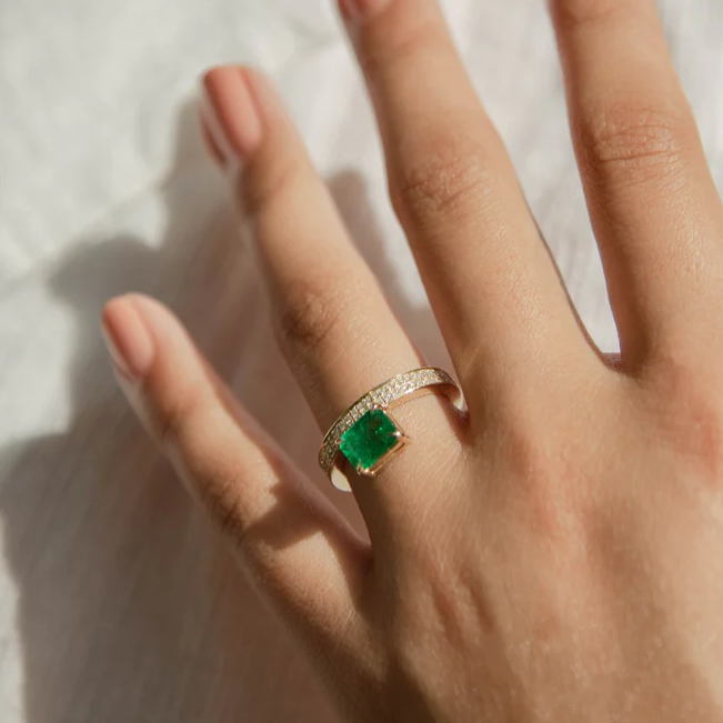 2ct Personalized Emerald Ring & Round Cut White Gemstone Opening Ring