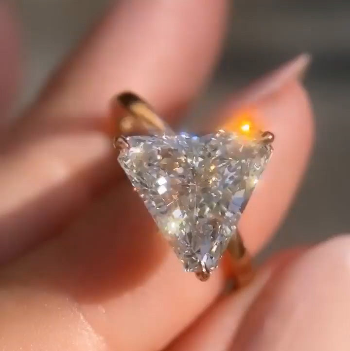 3.03ct Triangle Cut Rose Gold Ring -JOSHINY