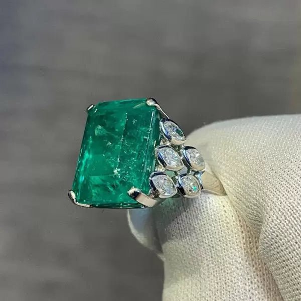 15ct Emerald Collection Vintage Engagement Ring