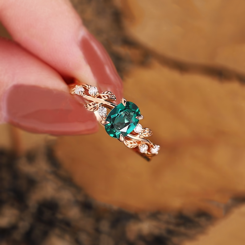 2.5 ctw Oval Cut Emerald Twisting Vine Ring