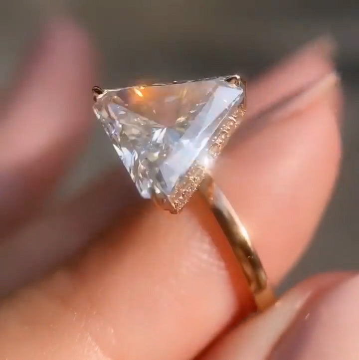 3.03ct Triangle Cut Rose Gold Ring -JOSHINY